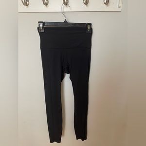 Lululemon wundertrain high-rise 25 in. Size 4.